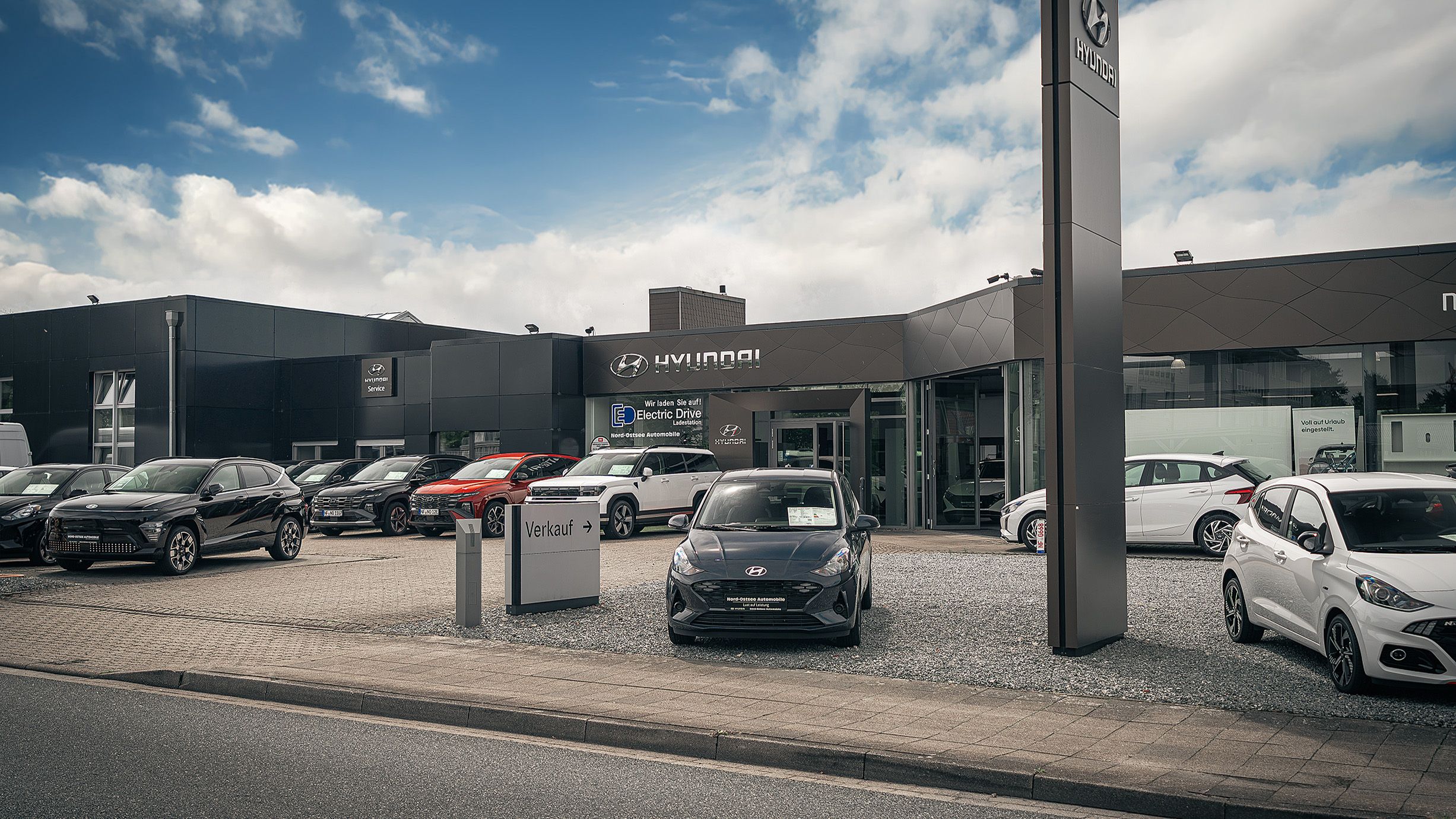 Hyundai Center Husum